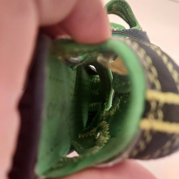 OshKosh B'gosh Blue and Green with Lizards Light Up Sandals in Size 5 - Picture 12 of 12